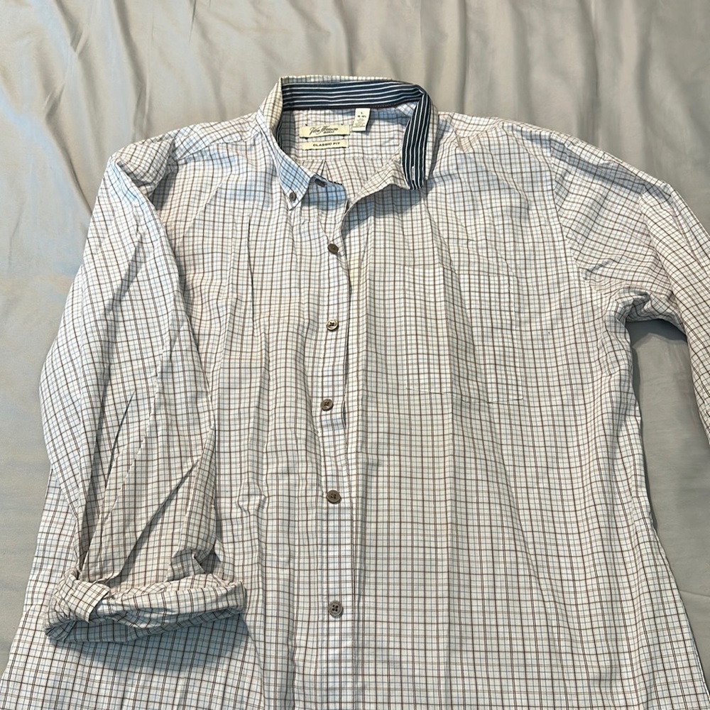 Men’s dress shirt
